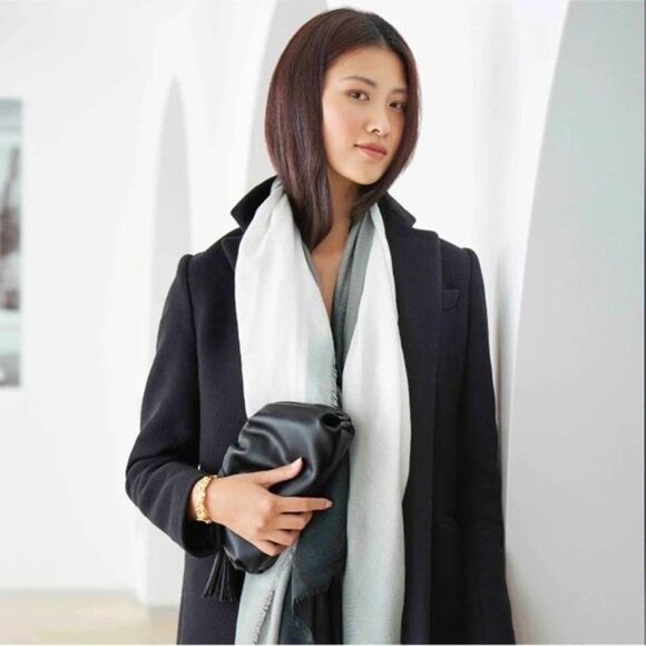 Understated Leather Crescent clutch from Curateur by Rachel‎ Zoe - Picture 1 of 5